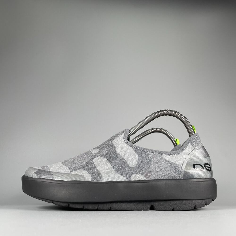 Oofos OOmg EeZee Women's Size 8.5 Gray Camo Slip On Sneakers Athletic Shoes EUC
